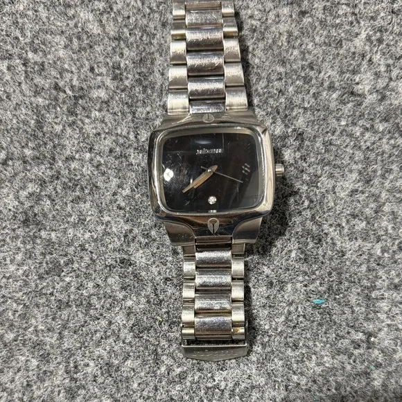 Nixon Silver Metal Watch with Black Dial - Picture 1 of 1
